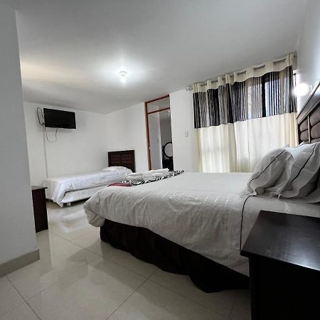 Hostal Santa Rosa Caraz Екстериор снимка